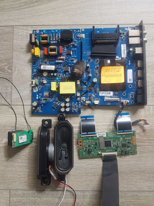 Телевизор METZ 43MUD6001Z и LG 47LB679V