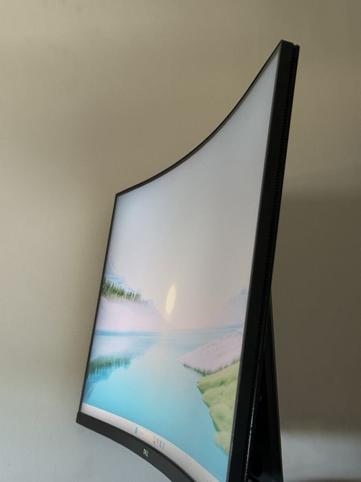 Monitor LED DELL Gaming S3222DGM Curbat 31.5 inch QHD VA 1 ms 165 Hz FreeSync Premium