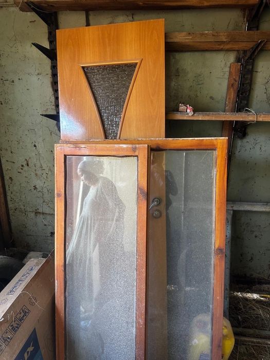 Продам двери 3 шт