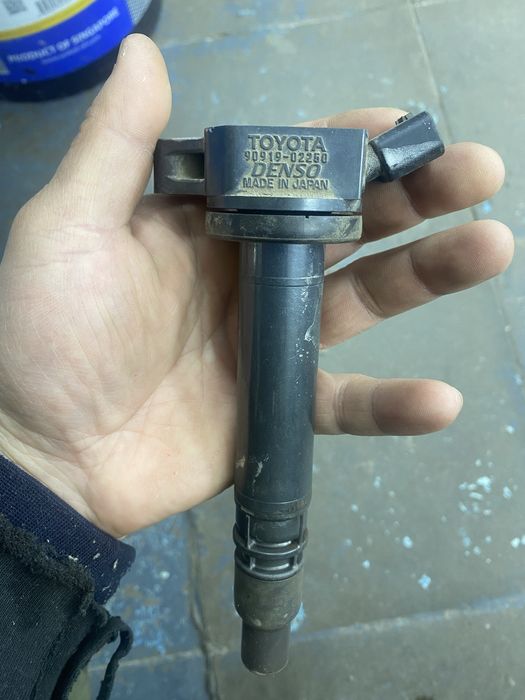 Продам катушки зажигание на Лексус GS 300