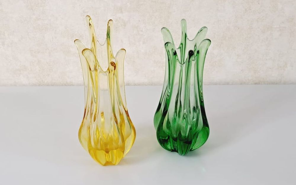 Вазы цветное стекло