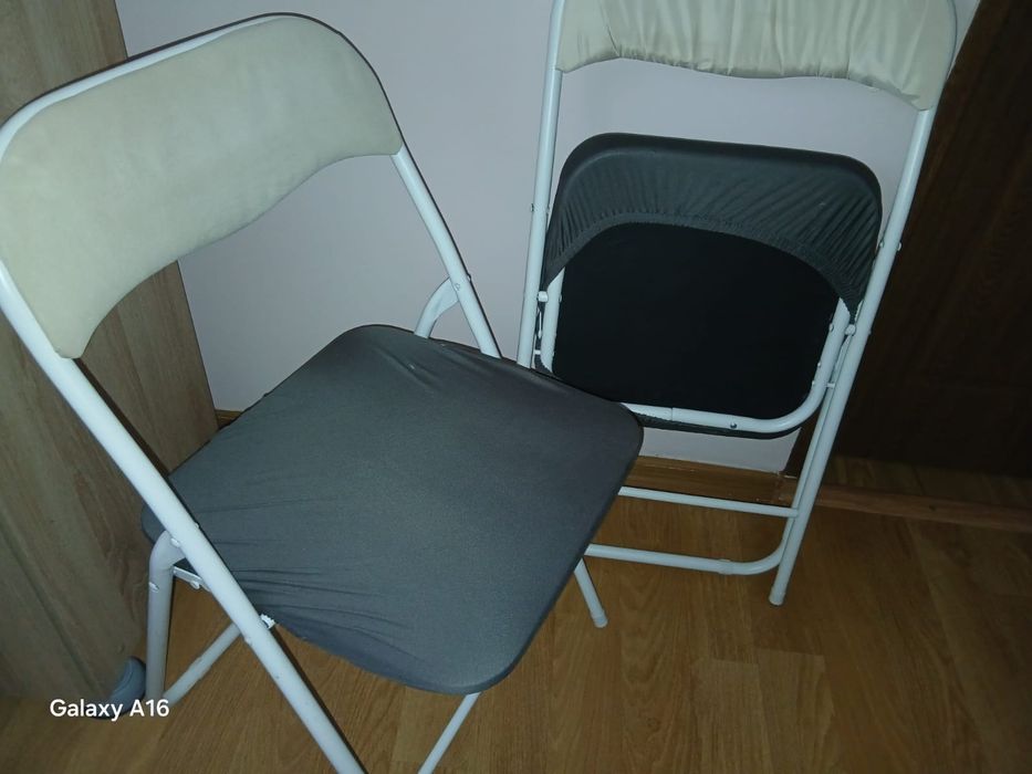 Vând Urgent masa pliabila si scaune pliabile sunt noi /Si dulap corp bucătărie nou