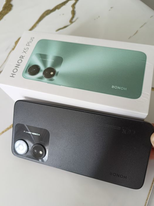 Продам срочно телефон