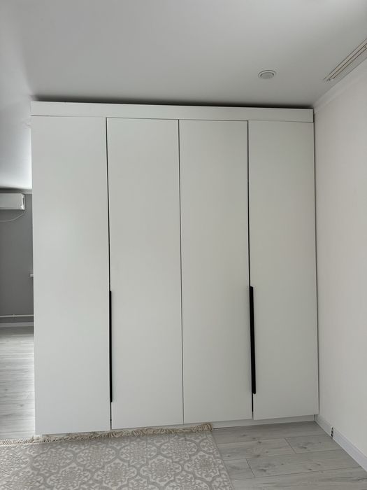 Продам шкаф встроенный