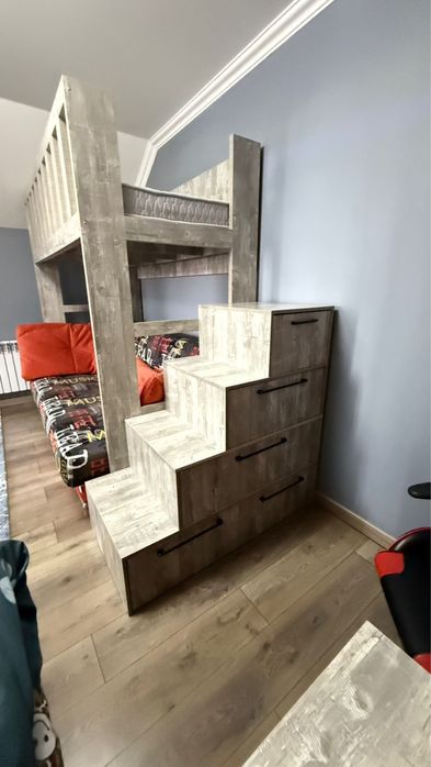 Продам мебель в отличном состоянии