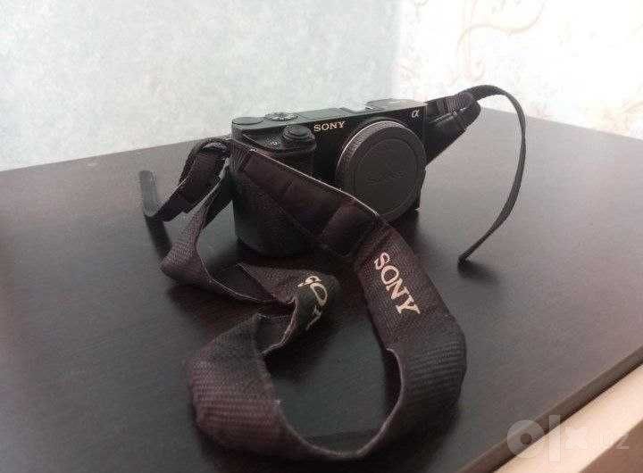 Камера Sony a6000 body