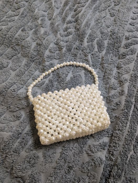 Продам сумку из бусин с розочками