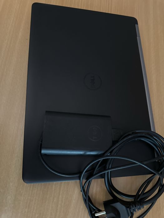 Vând urgent laptop functional  Dell-E5470