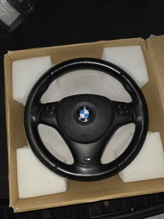 Volan BMW E90/E91/E92/E93 M packet