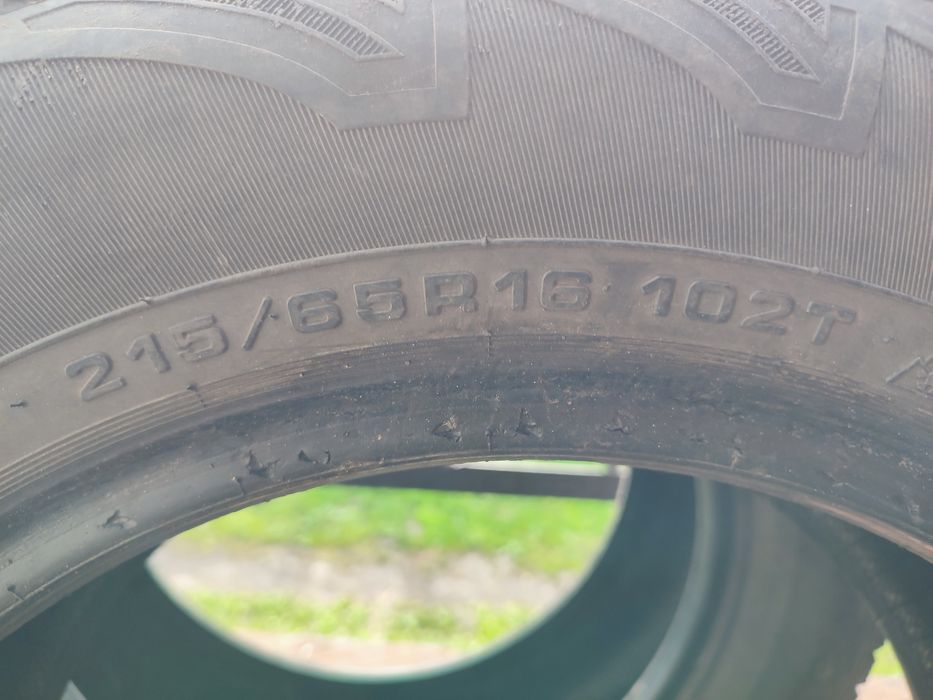 215/65/16 резина