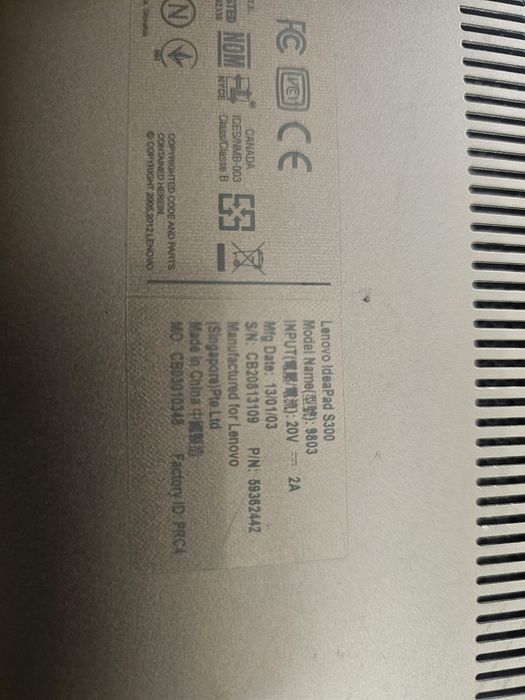 Dezmembrez laptop lenovo