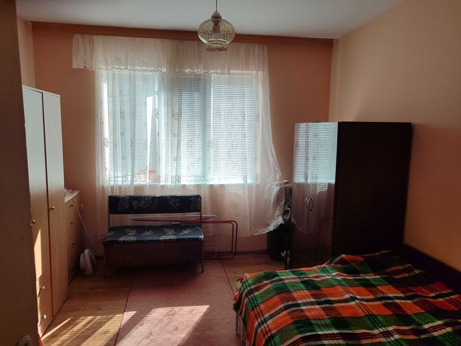 Голяма къща в Сенокос