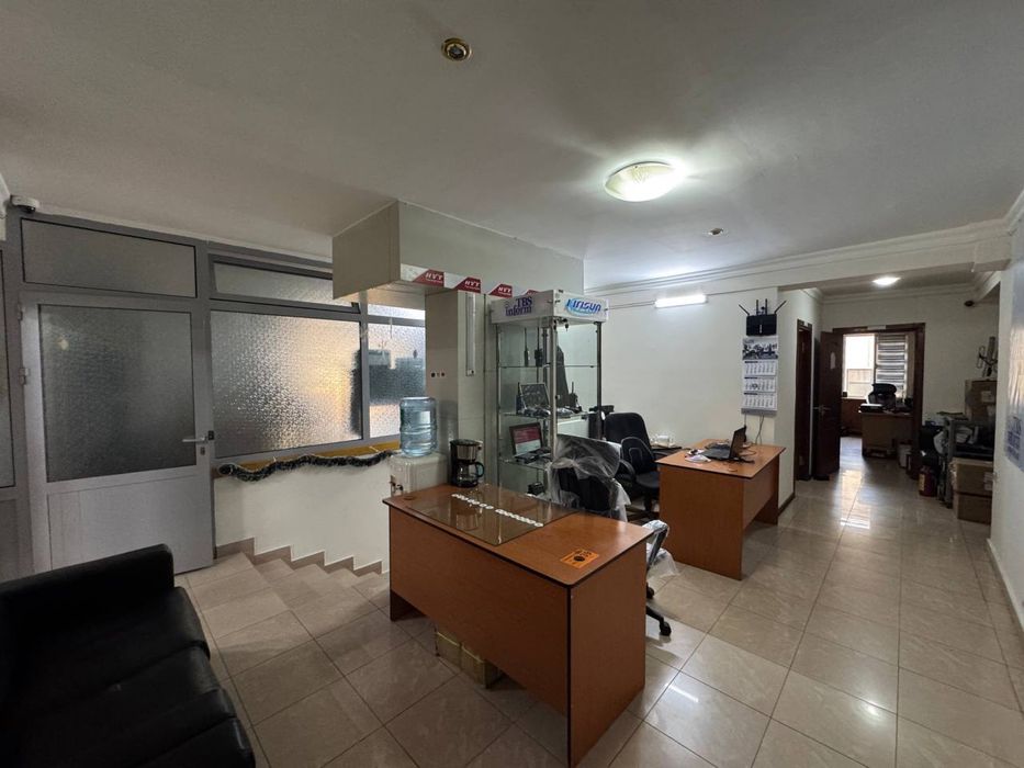 Продаётся коммерческое помещение дархан