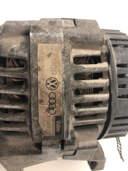 Генератор VW Passat B5 1.6 101кс 1997г