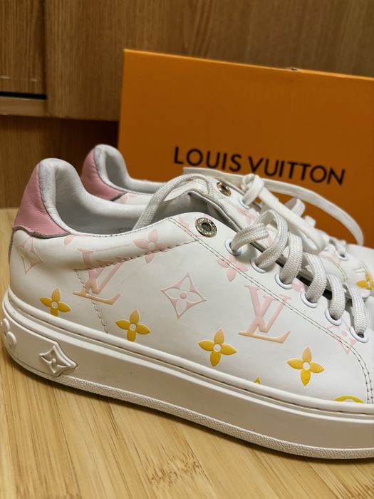 Adidasi Louis Vuitton