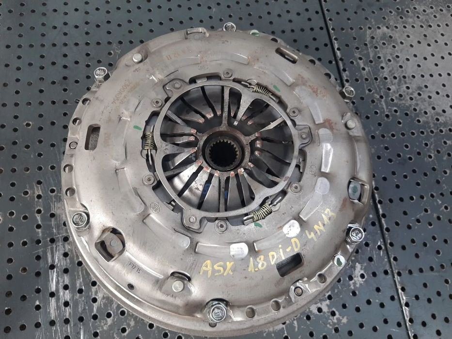 kit ambreiaj volanta masa dubla 1.8 di-d 4n13 mitsubishi asx 2011 disc 8mm  l-03024-0g77-00
