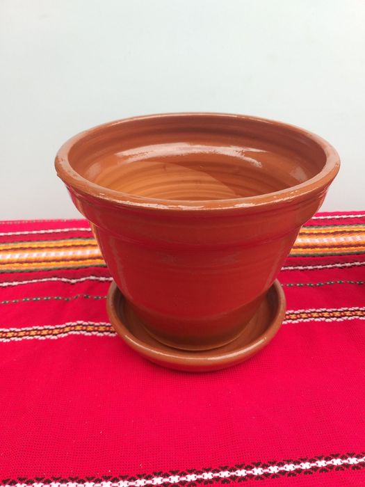 Ръчно изработени саксии