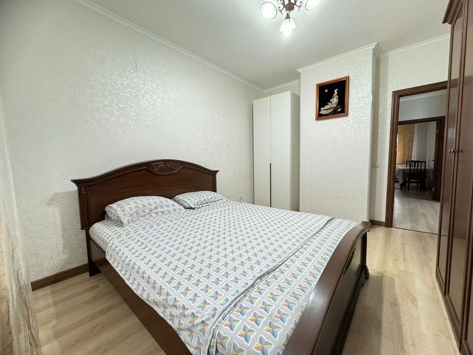 Квартира посуточно Лазурный квартал двухкомнатная