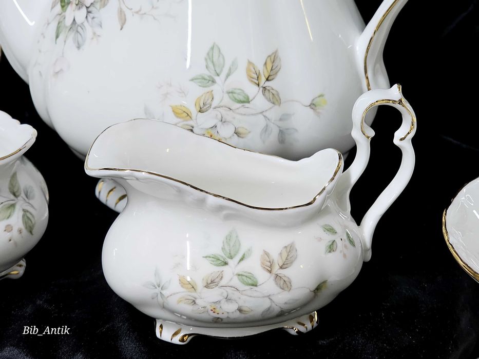 Royal Albert порцелан от Англия