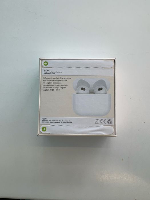 Наушники Apple AirPods 3 белый