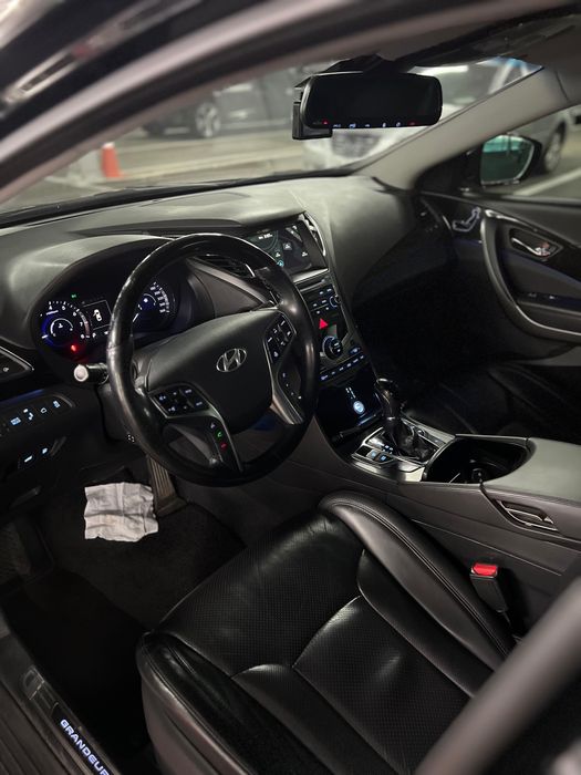 Продам Hyundai Grandeur 2015