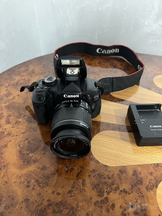Canon EOS 600D sotiladi