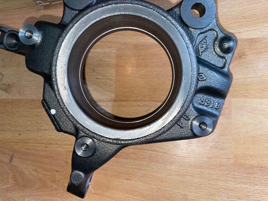 Portfuzeta(fuzeta) dreapta Duster 1.5 dci