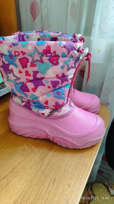 Сапожки зимние для девочки.