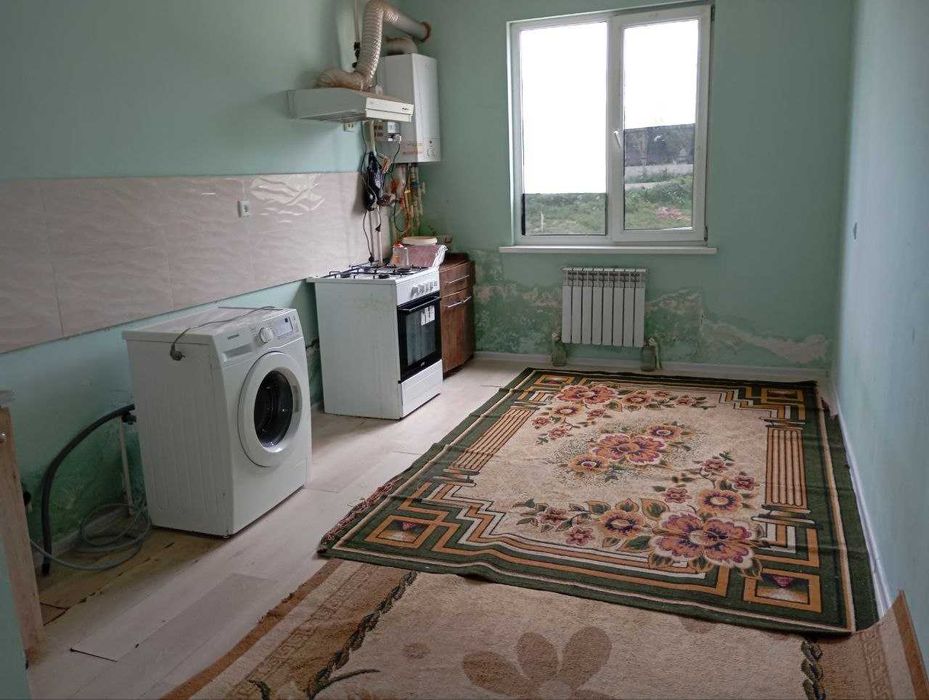 Сдаётся 3-х комн. кв-ра, Пединститут, Чирчик