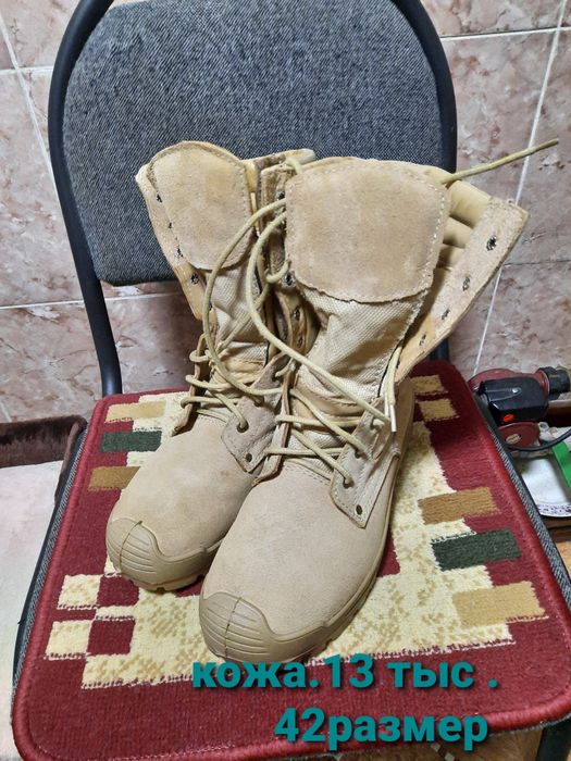 военные кожанные  новые .берцы
