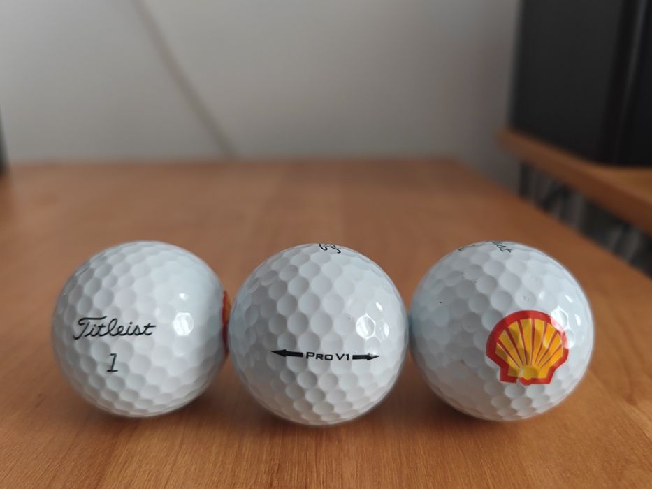 Мячи для гольфа:Titleist Pro V1
