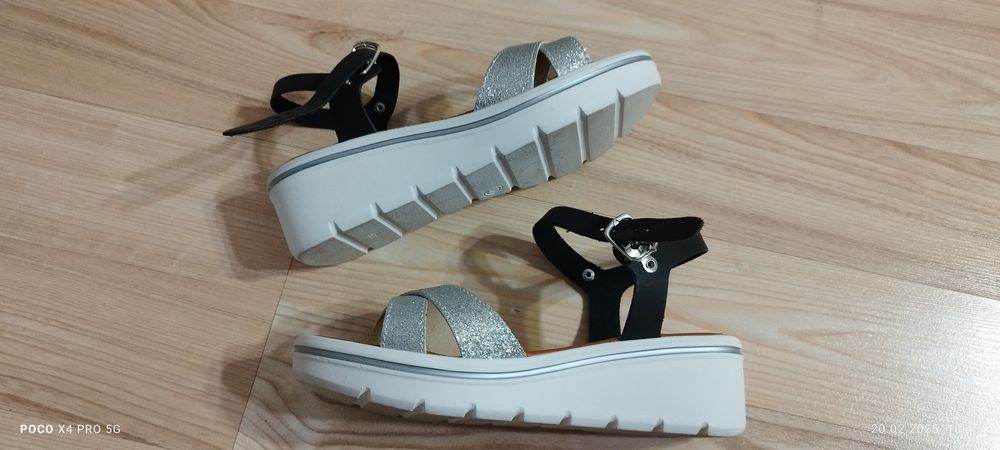 Дамски сандали   .