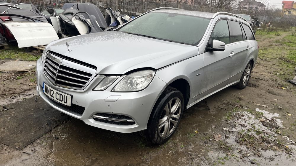 Bara fata completa cu spalatoare senzori parcare mercedes w 212 e clas