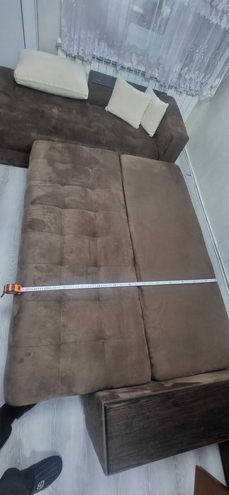 Ъглов    диван ..