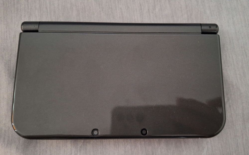 New Nintendo 3DS XL, Modat, Dual IPS, ~2000 jocuri, 21-în-1 + Online
