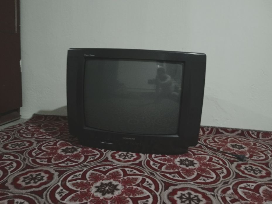 Бесплатна адам телевизр