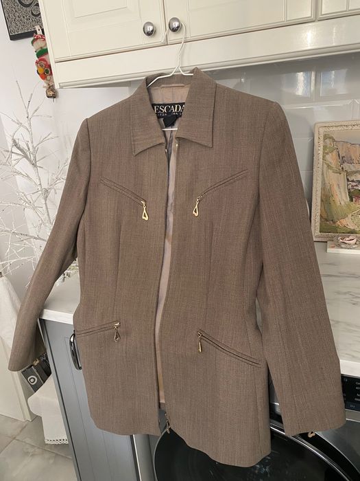 Намалено! ESCADA Ново Вълнено Сако Блейзер