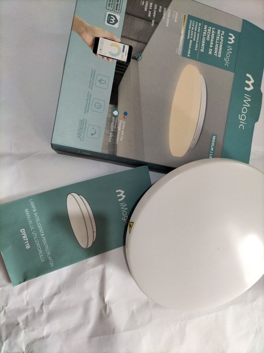 Lampă - plafonieră inteligentă