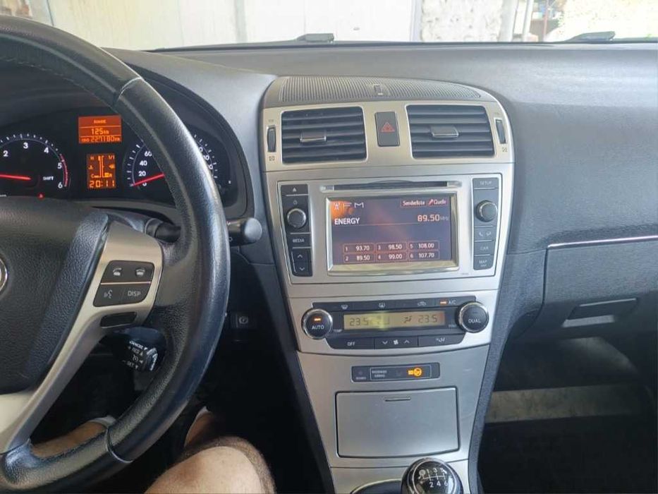 Toyota Avensis 2.2 D