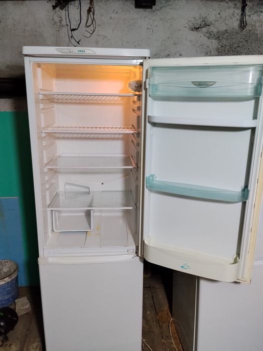 Холодильник рабочий