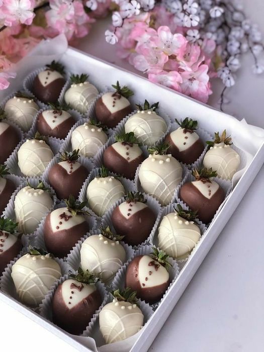 Клубника в шоколаде 8999тг