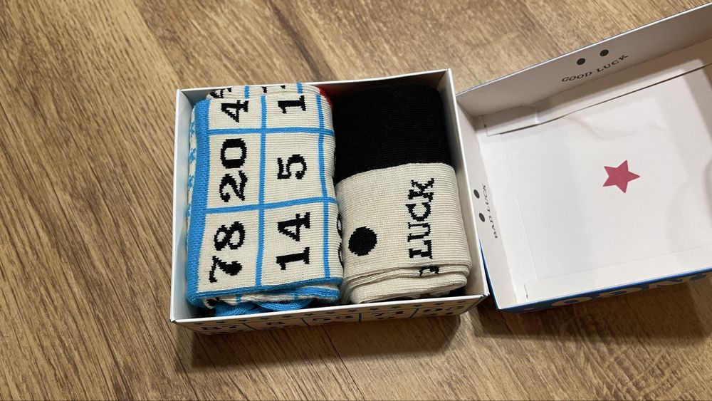 Set Ciorapi Originali Happy Socks Nr. 41-46 Noi In Cutie 2 Perechi