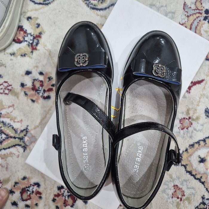 Детские туфли на девочку