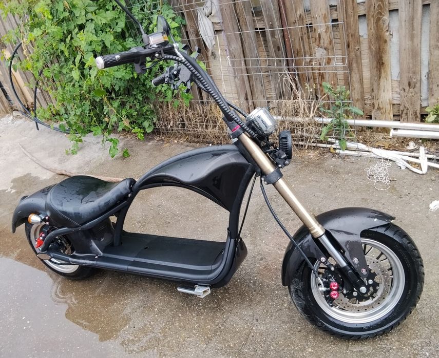 Vand CHOPPER adulții