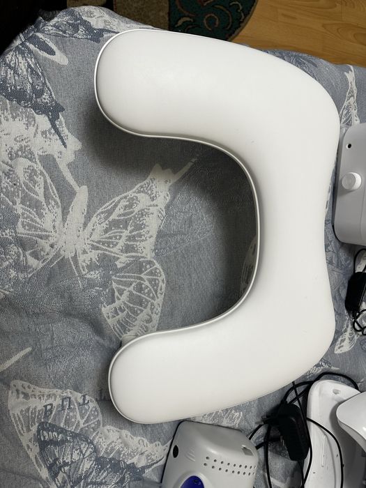 Подлокотник для маникюра