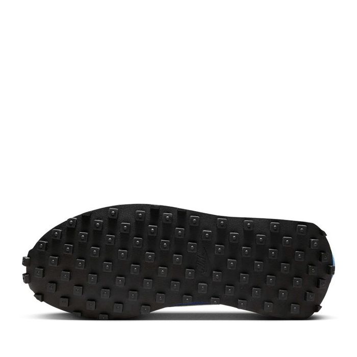 Дамски Маратонки NIKE LD-1000 номер 36
Сникърси