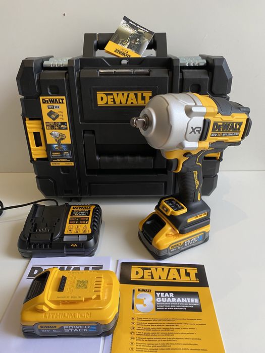 Комплект Безчетков Ъглошлайф и Ударен Винтоверт DeWALT DCK2080P2T 18V