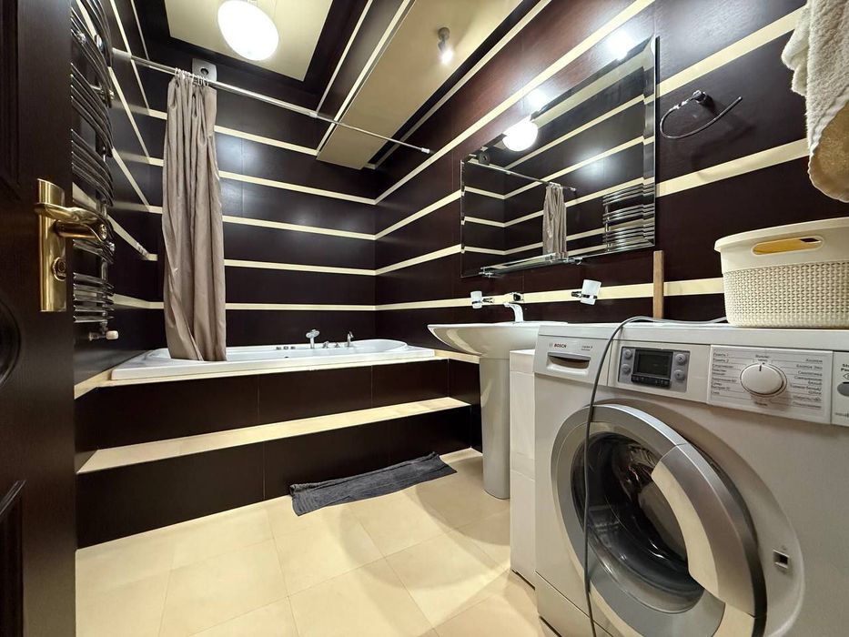 Продаётся 4/4/5 квартира в Gabus Irish Pub,ул Тараса Шевченко, Мирабад