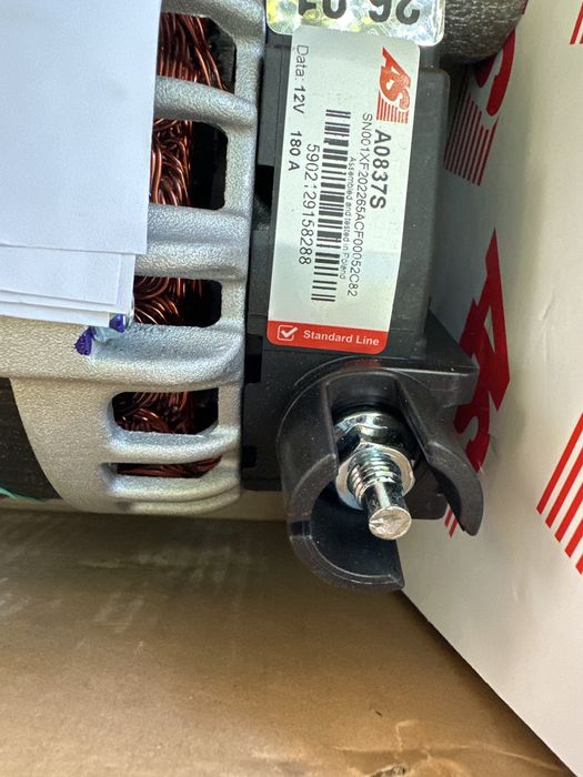 Alternator Jaguar F Pace 2.0 diesel Ingeniun