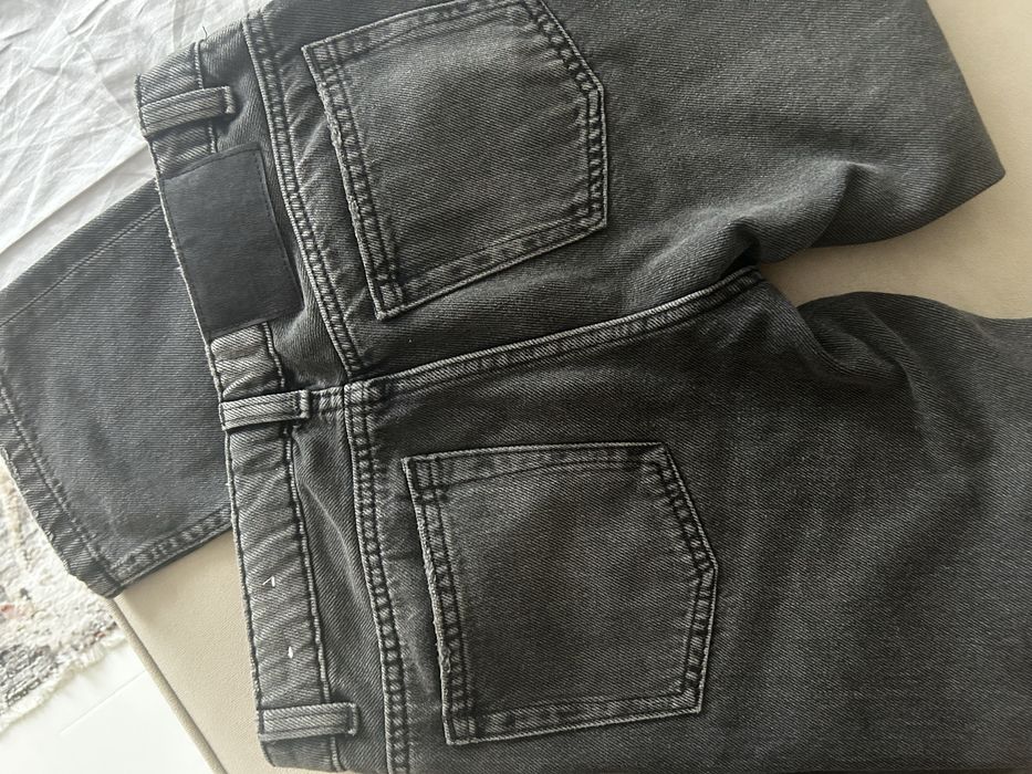 Продам джинсы на мальчика